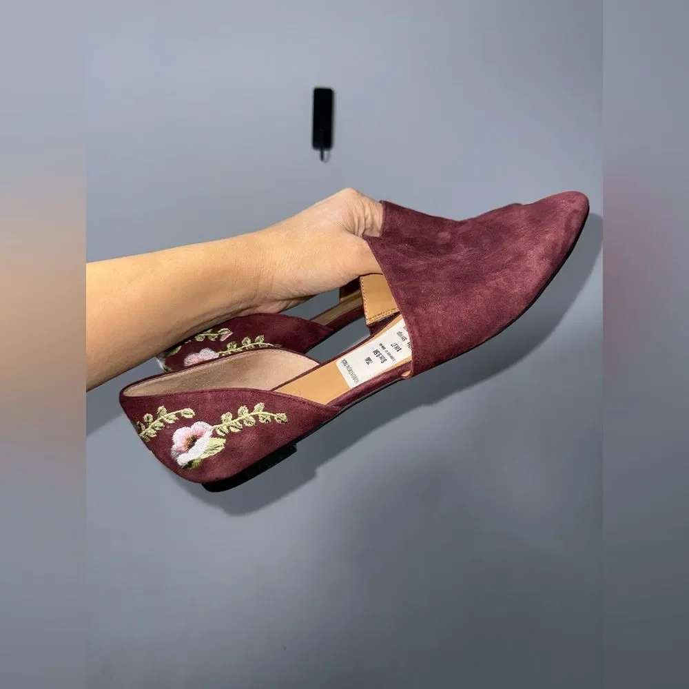 Franco Sarto Sanora D'Orsay flats burgundy suede with floral embroidery 9.5 EUC